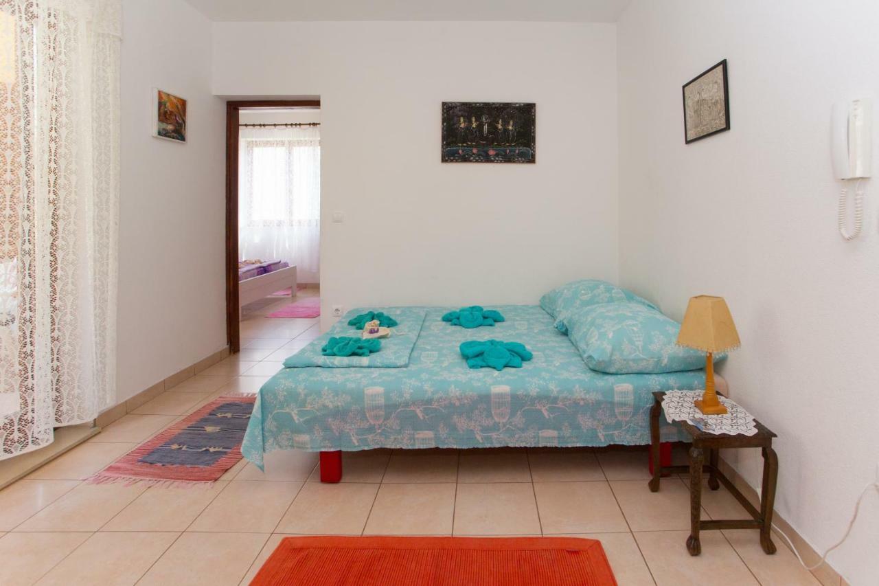 Apartments Mihic Makarska Bagian luar foto