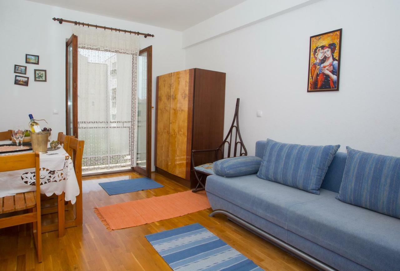 Apartments Mihic Makarska Bagian luar foto